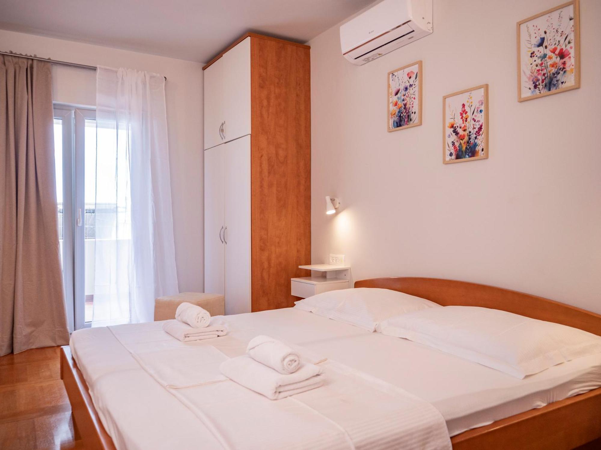 Apartment Jelka- Center Of هفار المظهر الخارجي الصورة